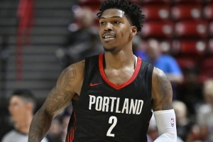 不错哦！凯莱布-乐福：杨瀚森在教我中文 但我学得不太好