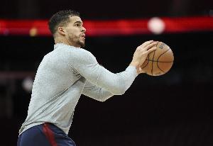 手感稳定！小波特半场8中4&三分5中2拿到10分 另有3板1断