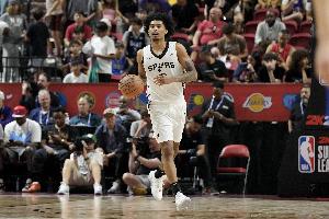 令人满意！榜眼哈珀6中4拿到9分3助 正负值+20全队最高