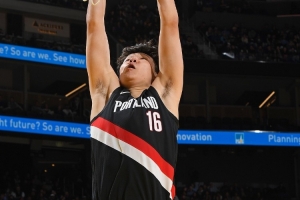 路走得宽呀！乐福大赞杨瀚森：他将成为一颗璀璨的新星