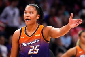 “准四双”！托马斯11中7交出17分12板10助全面表现 但有9次失误