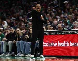 马祖拉：布歇在乎赢球态度很棒 32岁还能保持这样活力让人佩服