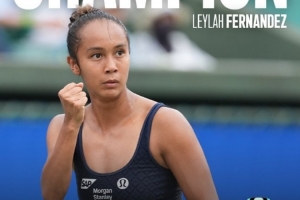 费尔南德斯WTA250大阪站夺冠，收获职业生涯第五冠