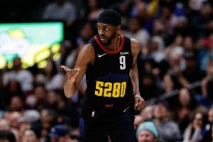 朱哥的兄长！冠军球员！媒体人：36岁贾斯汀·霍勒迪加盟广州龙狮